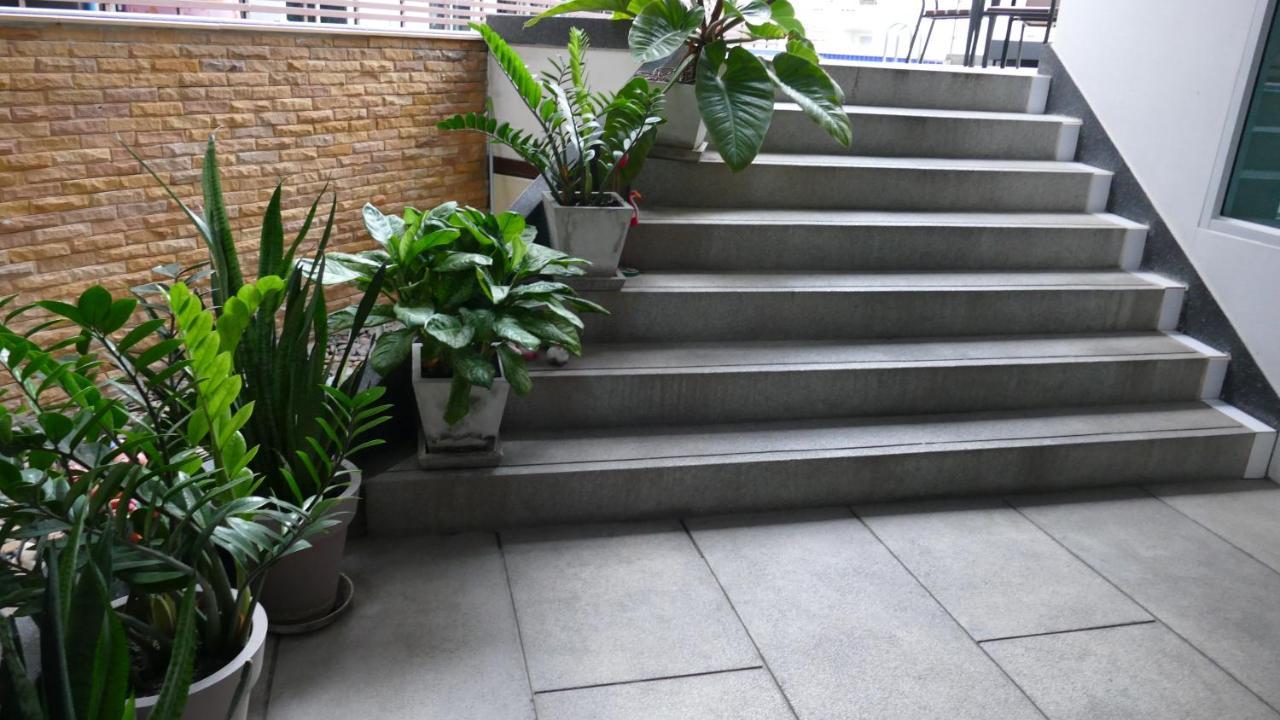 Sundowner Sukhumvit Apartment Bangkok Exterior foto